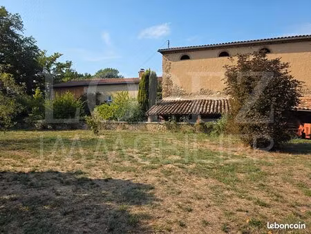 propriété 4 pièces 112 m²