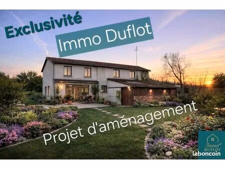 terrain 4 pièces 1200 m²