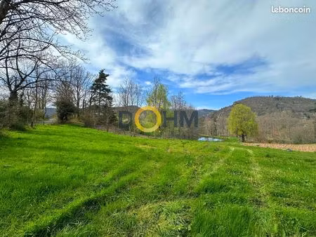terrain 1058 m² saint-paul-en-cornillon