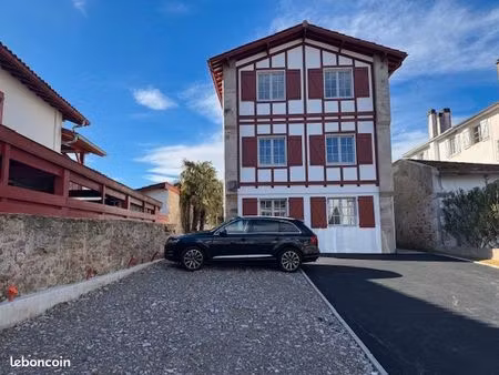 plateau t2 en plein centre - opportunité rare