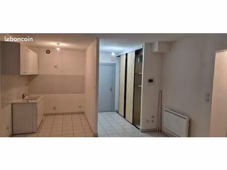 appartement f2 - 46m2 - terrasse - parking privatif