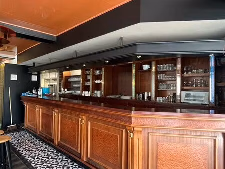 mur et fond de commerce