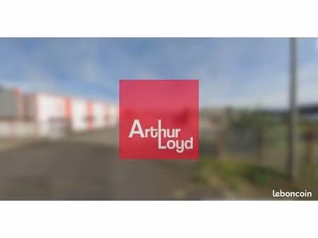 local d'activité 2 500 m²