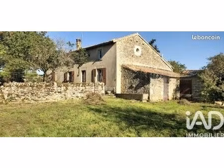 longère 6 pièces 137 m²