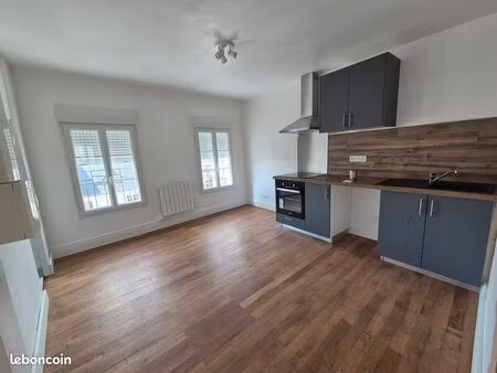 loue un charmant appartement de 2 pièces