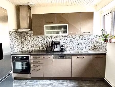 appartement 3 pièces dans un pavillon