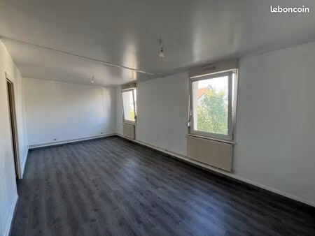 f2 spacieux+ place de parking