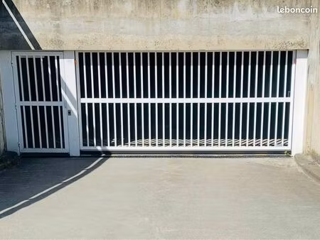 garage rue des peupliers