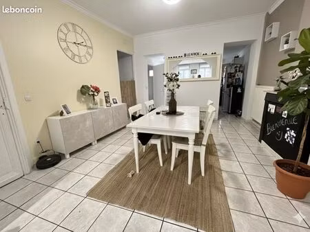 maison de ville 6 pièces 130 m²