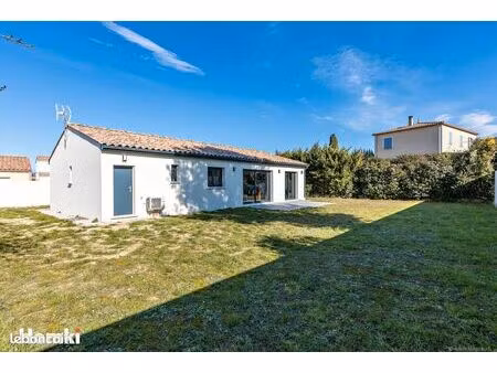 villa 4 pièces 100 m²