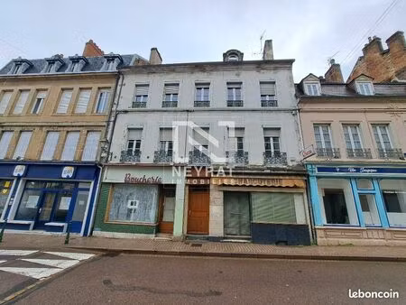 immeuble 16 pièces 347 m²