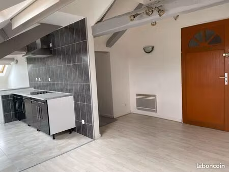 appart 2 pièces 77167 poligny