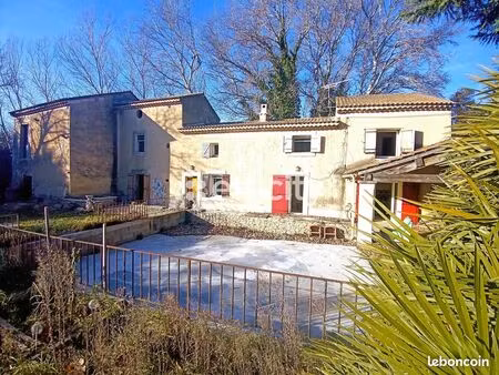 mas 9 pièces 215 m²