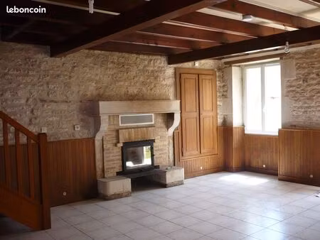 maison chef boutonne