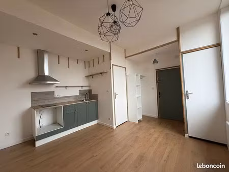 studio 1 pièce 17 m²