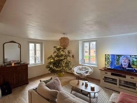 grand f2 duplex centre bourg de tôtes