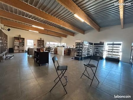 a louer bureau et depot