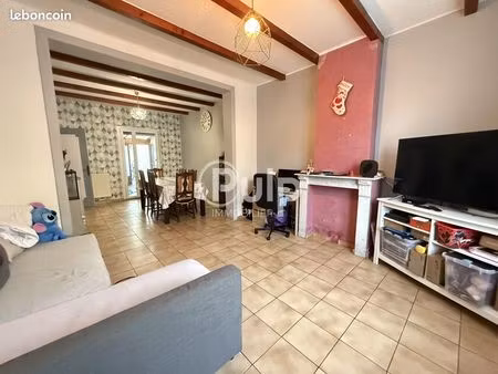 maison de ville 7 pièces 115 m²