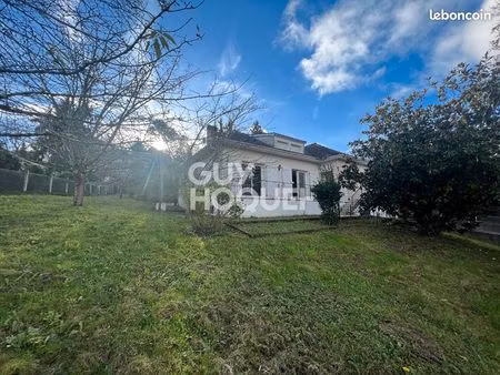 maison 6 pièces 178 m²