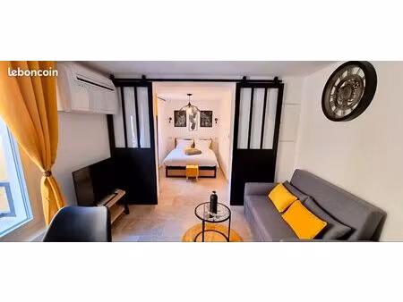 appartement de 52 m² divisé en deux t1 bis