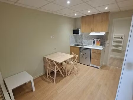 studio meublé 20 m² - centre-ville pont du château