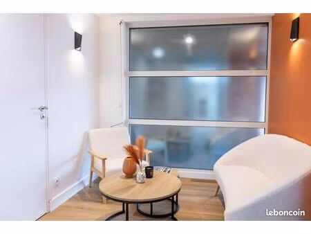 bureaux entièrement rénovés