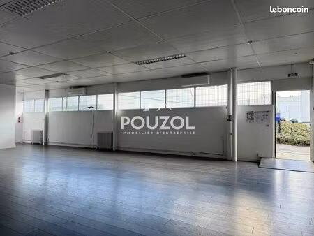 local commercial 110 m²