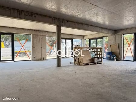 local commercial 227 m² clermont-ferrand