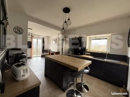 maison 4 pièces 84 m²