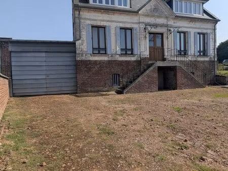 maison 6 pièces 136 m²