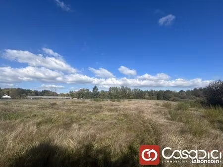 terrain 4500 m² decize
