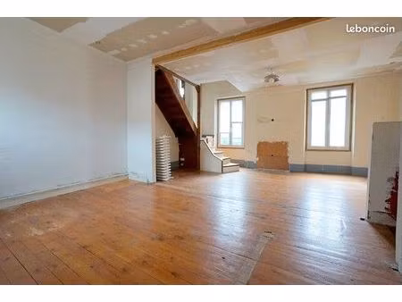 loft 5 pièces 112 m²