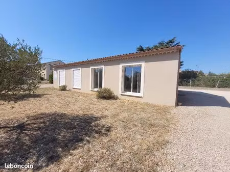 proche orange  bureaux 60m²