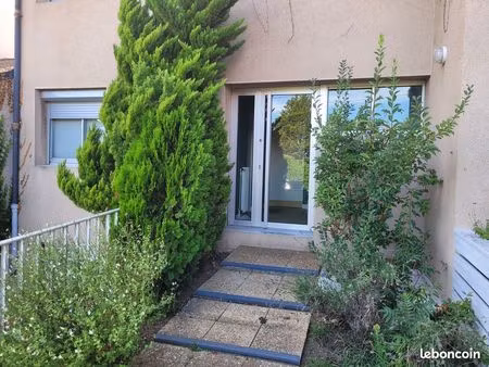 local professionnel à aubière