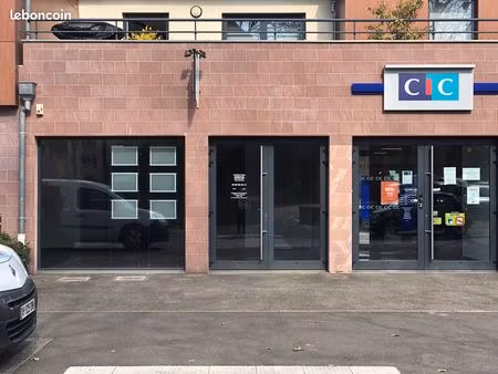 local commercial à louer