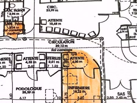 local professionnel au puy de santé