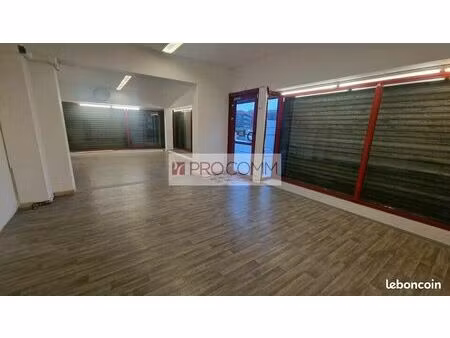 local commercial 147 m²