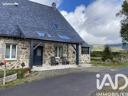 maison 11 pièces 240 m²