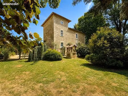 château 7 pièces 190 m²