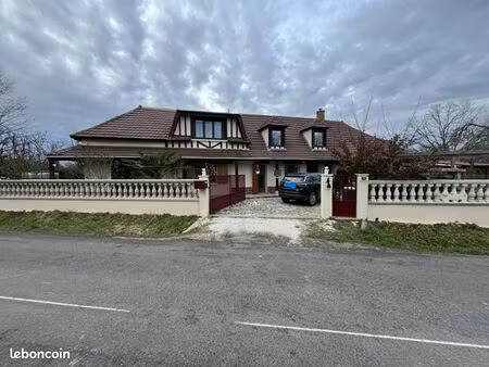 ferme 6 pièces 150 m²