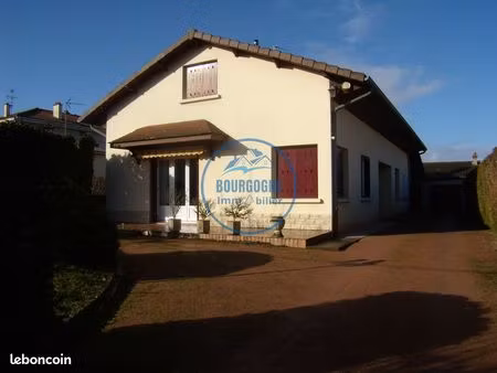 maison 6 pièces 130 m²