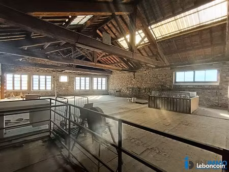 entrepôt 800 m² mazamet