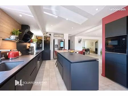 maison 10 pièces 600 m²