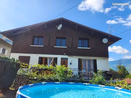 maison 7 pièces 143 m²