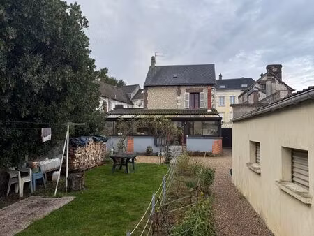 viager occupé – femme 80 5 ans – tourville-la-riviere (76410) – centre-ville et à proximit