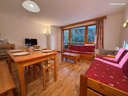 appartement - 2 pieces - 44m² - sauna - place de parking exterieure - cave