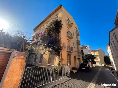 immeuble 23 pièces 452 m²