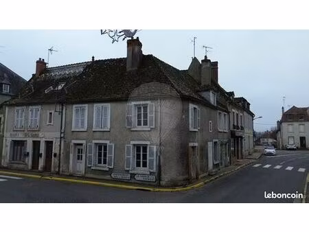 immeuble 6 pièces 155 m²