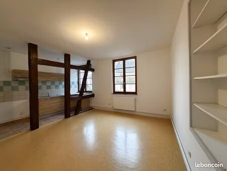 appartement 3 pièces 65 m²