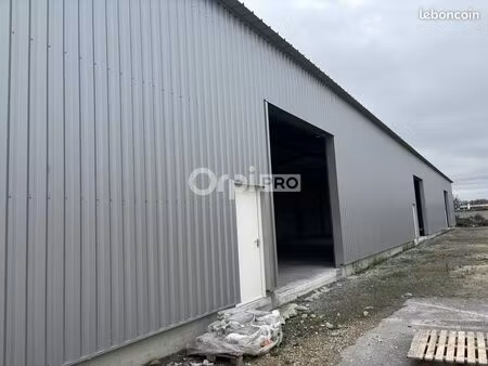local commercial 690 m²